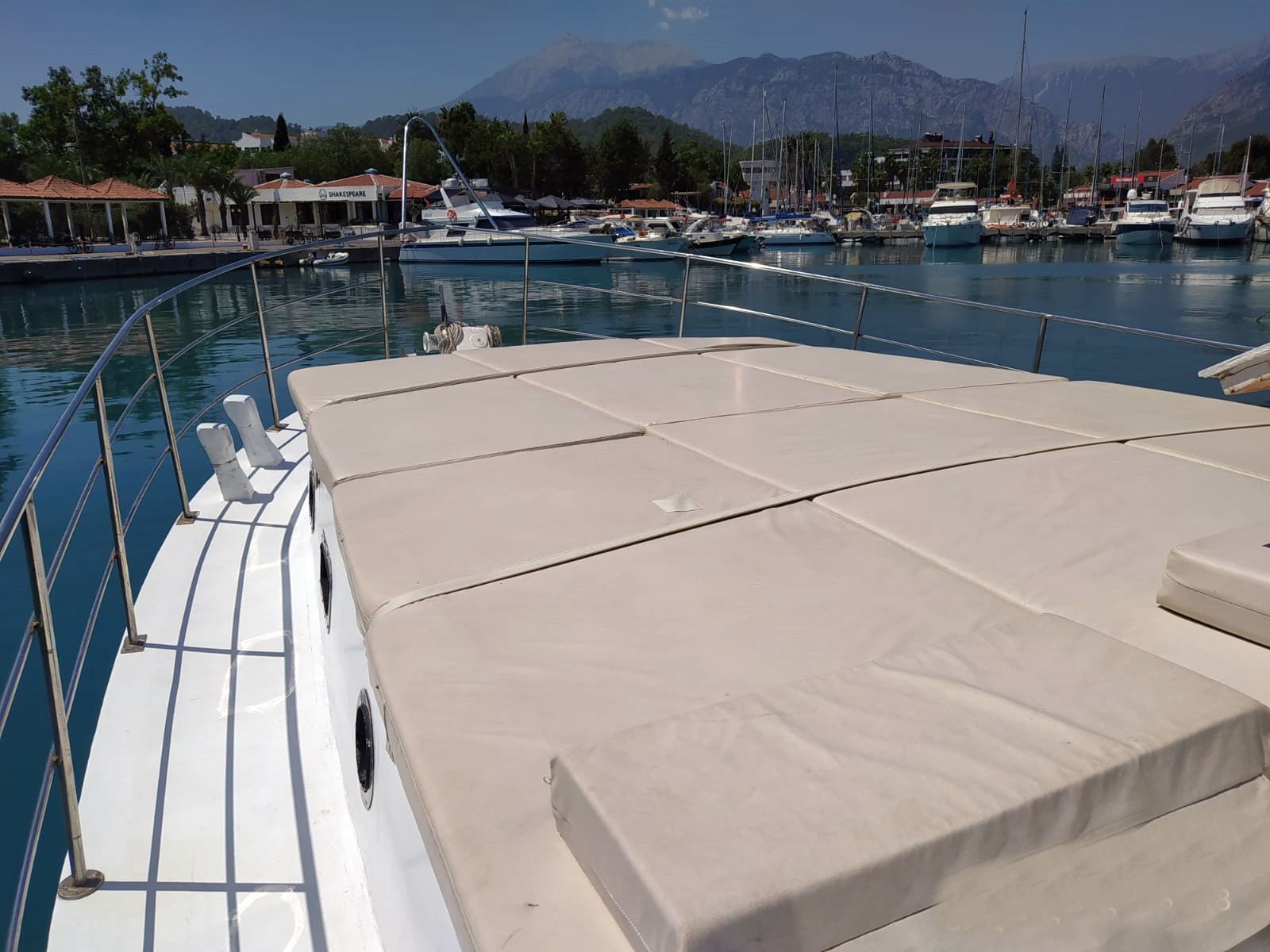 Private yacht Tours in Kemer 3