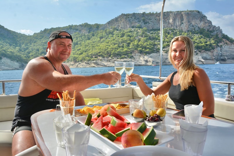 Private Yacht Tours in Kemer 7